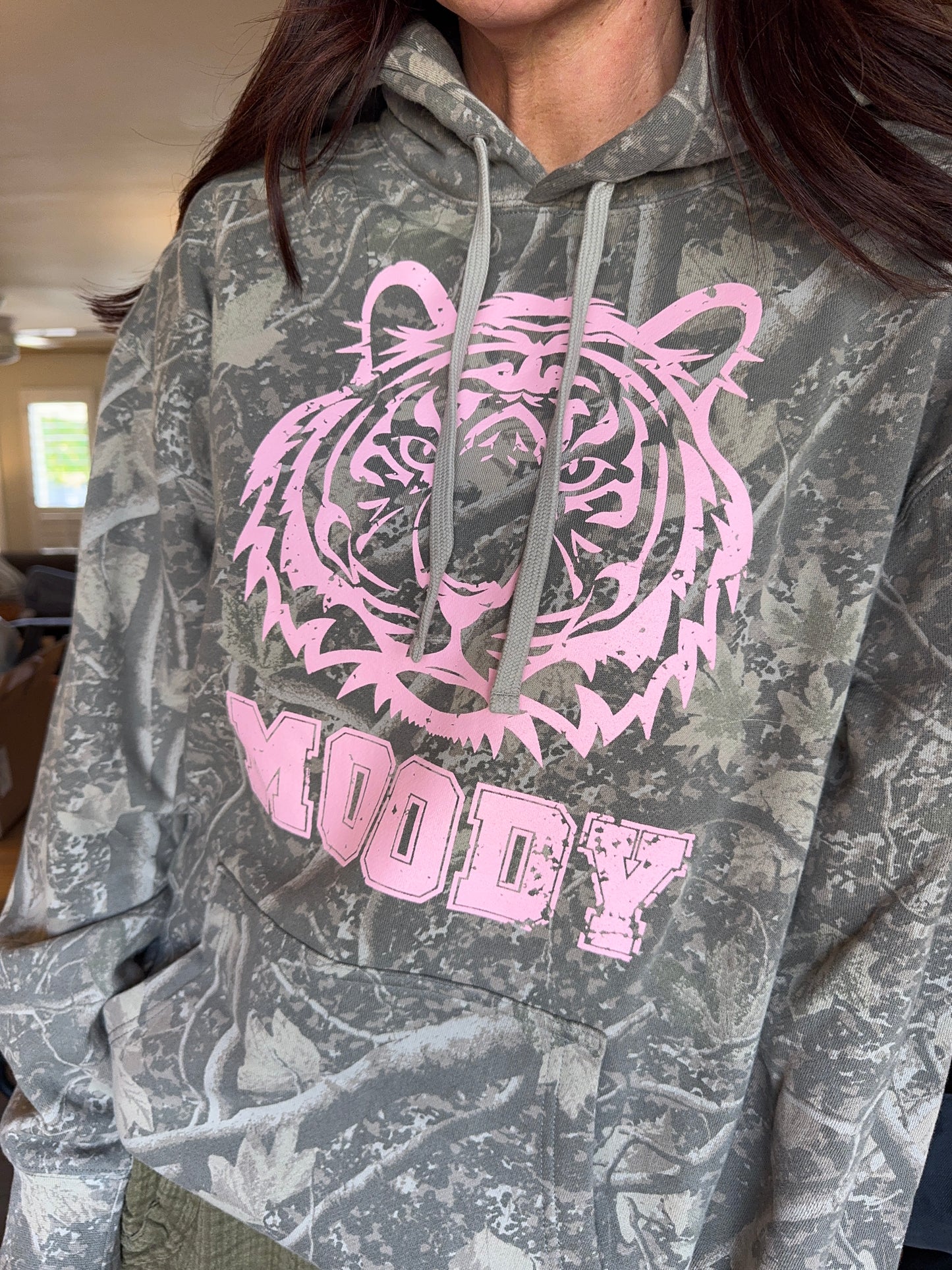 MOODY CAMO HOODIE