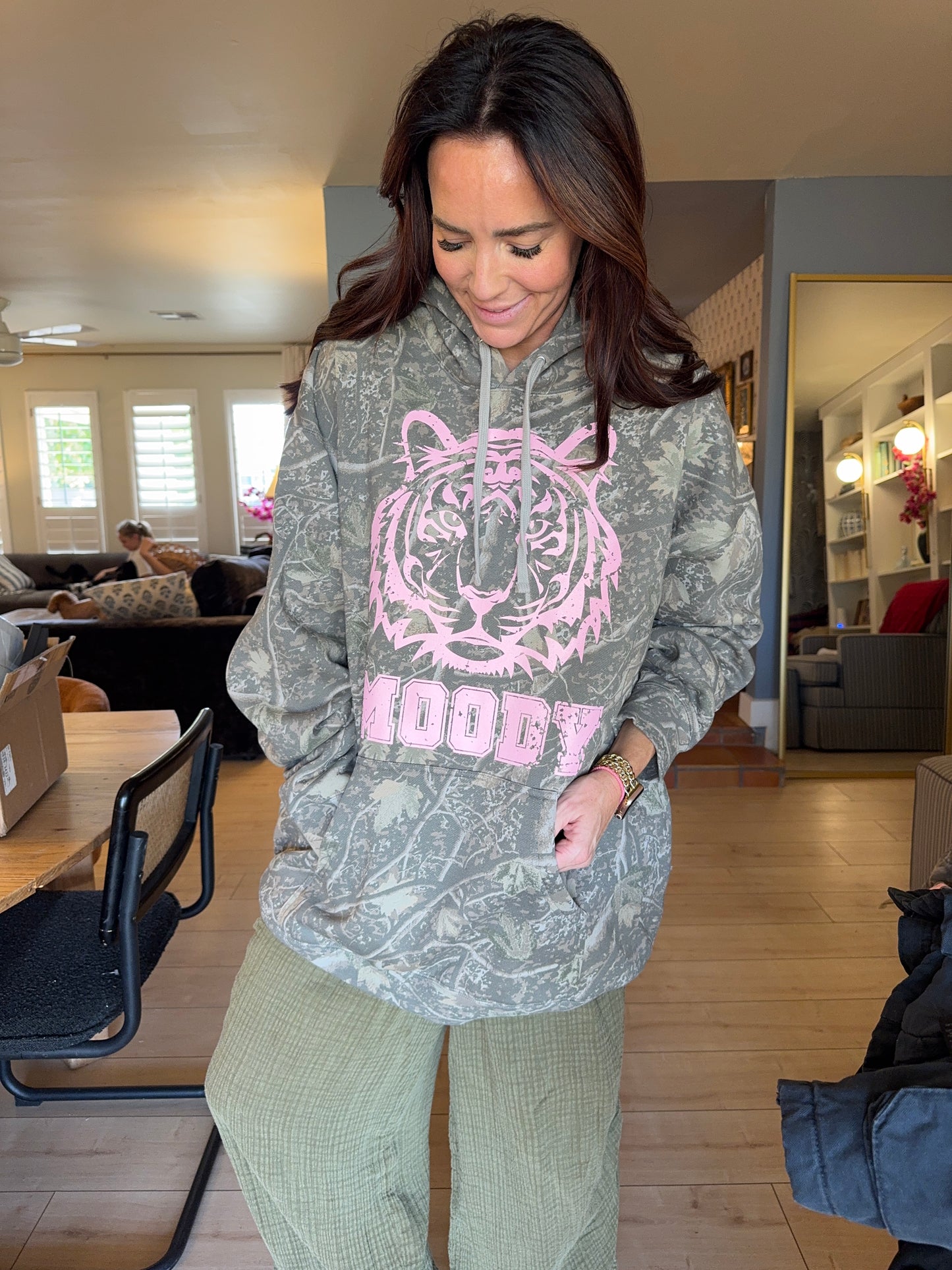 MOODY CAMO HOODIE
