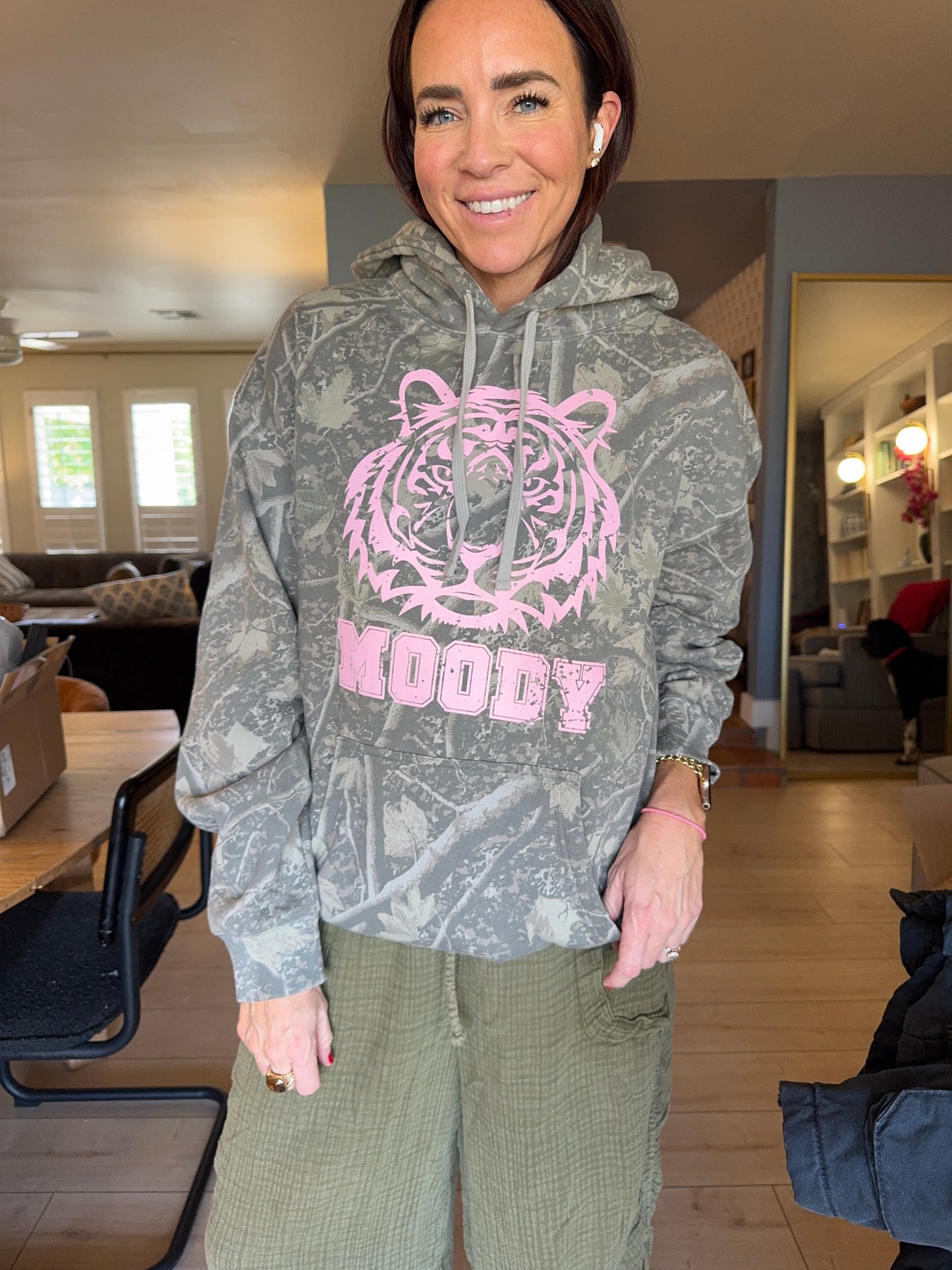 MOODY CAMO HOODIE